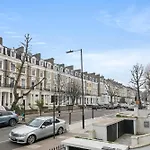 Sg, Elegant Suite In Paddington Central London