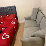 Deluxe London Excel City Airport Luxury Villa