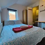 Large House In London\'S Trendiest Area