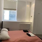 Mayfair Modern 2 Bed Home