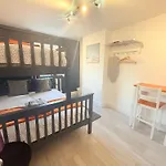 Tottenham En Suites Guest Rooms
