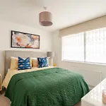 Extra Large Luxury Hyde Park Villa By Mayfair