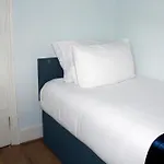 Cozy Rooms Or Entire Apartment In London, Fast Links To Central