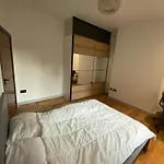 Lovely Spacious 2 Bed Apartment In Shepherds Bush
