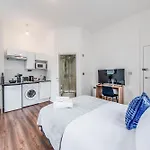 Camberwell High Spec 6-Studio Unit Block
