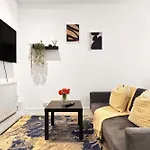 Affordable One Bed Bayswater Apartment Special Price