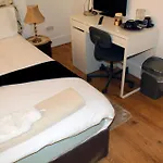 Cozy Rooms Or Entire Apartment In London, Fast Links To Central
