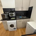 Cosy Apartments - Finchley Road