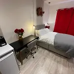 Letzi Private En-Suite Near Wembley