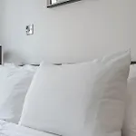 Modern, Stylishly Furnished Apartment, With Wrap Around Balcony In Notting Hill