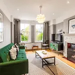 2-Br Gem In Leafy Sydenham Area With Private Garden
