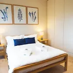 Waterloo Stays - Modern & Spacious Apartments Near Waterloo Station