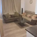 R J 2 Bedroom Apartment