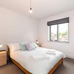 Cozy 2 Bedroom Waterloo London Bridge