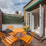 Modern 3 Bedroom Luxury House With Garage In Central London