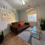 A6-3 Bed 2Nd Floor Flat Near Elephant And Castle