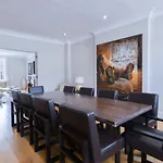 3 Bedroom Luxury In Eaton Square