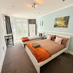 Wembley Rooms