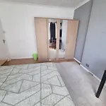 Private Rooms In London,