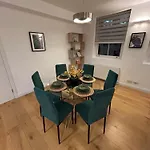 Two Bed Apartment By Livestay Short Lets & Serviced Accommodation London Near Oxford Circus