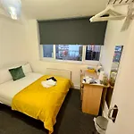 Euston Station Private Rooms 106 1