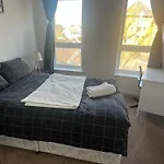 Cosy Double Room In Canada Water