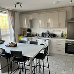 Cosy Double Room In Canada Water