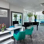 Novotel London West