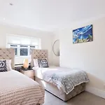 Gucci Flat In Knightsbridge