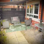 Charming Stay Near Station Free Parking-Cityaccess