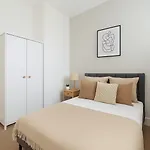Chic 2-Bedroom Flat In Haggerston