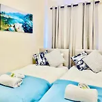 Home At Plaistow Convenient To Custom House Excel And Free Parking