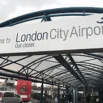 London Excel City Side Apartment
