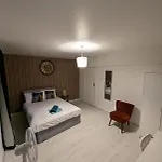 London E2 Rooms