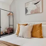 Homely Studio 30Min To Central London