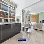 Farringdon Modern Apartments By Stay Smart Short Lets & Serviced Accommodation London With Smart Tv & Free Wifi