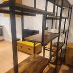 Chelsea City Apartment In London--24 Hours Gym