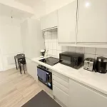 Wandsworth Guest Studio 64