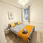 Wandsworth Guest Studio 64