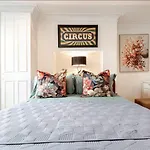 Spacious And Private Apartment By Royal Palace