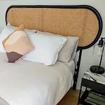 Charming Bright 2-Bed Heritage Flat, Battersea Park, London