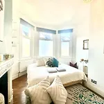 Lovely Flat Close To Central London