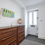 Stylish 2Br Apt With Garden By St Pancras International