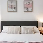 Stylish 2Br Apt With Garden By St Pancras International