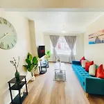 Plaistow Home Near Custom House Excel Free Parking