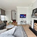 Spacious And Cosy 3Brs 5F House In Heart Of London