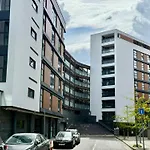 Deluxe Entire Apartment With 2X Bedrooms, 2X Bathrooms And A Big Living Room In The Olympic Park And Westfield At Stratford