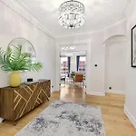 Mew\'S Apartment