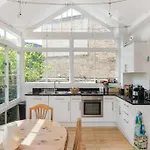 Guestready - Kensington Retreat With Terrace