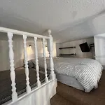 Maisonette Studio Flat In Putney